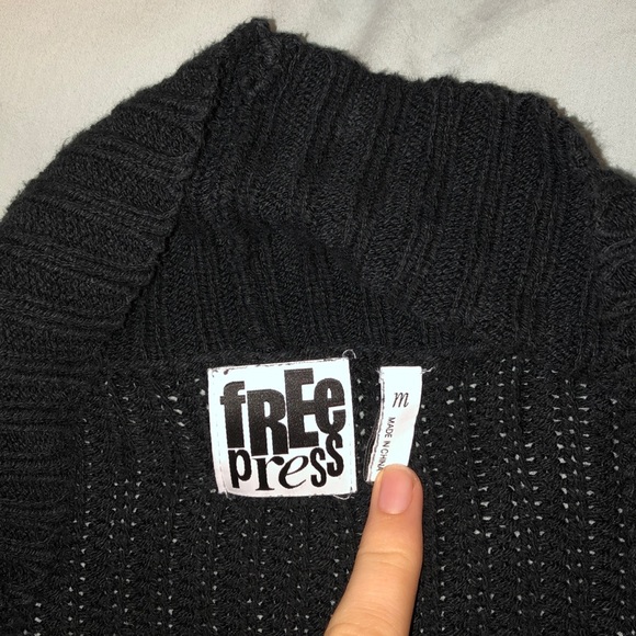 Black woven cardigan - Picture 2 of 3